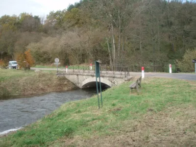 pont de départ: "la rivière enchantée"